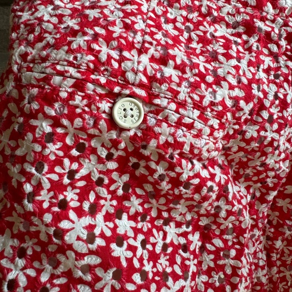 Solid & Striped red and white eyelet shorts - Picture 6 of 6